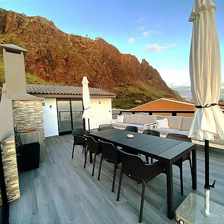 Ocean Front *